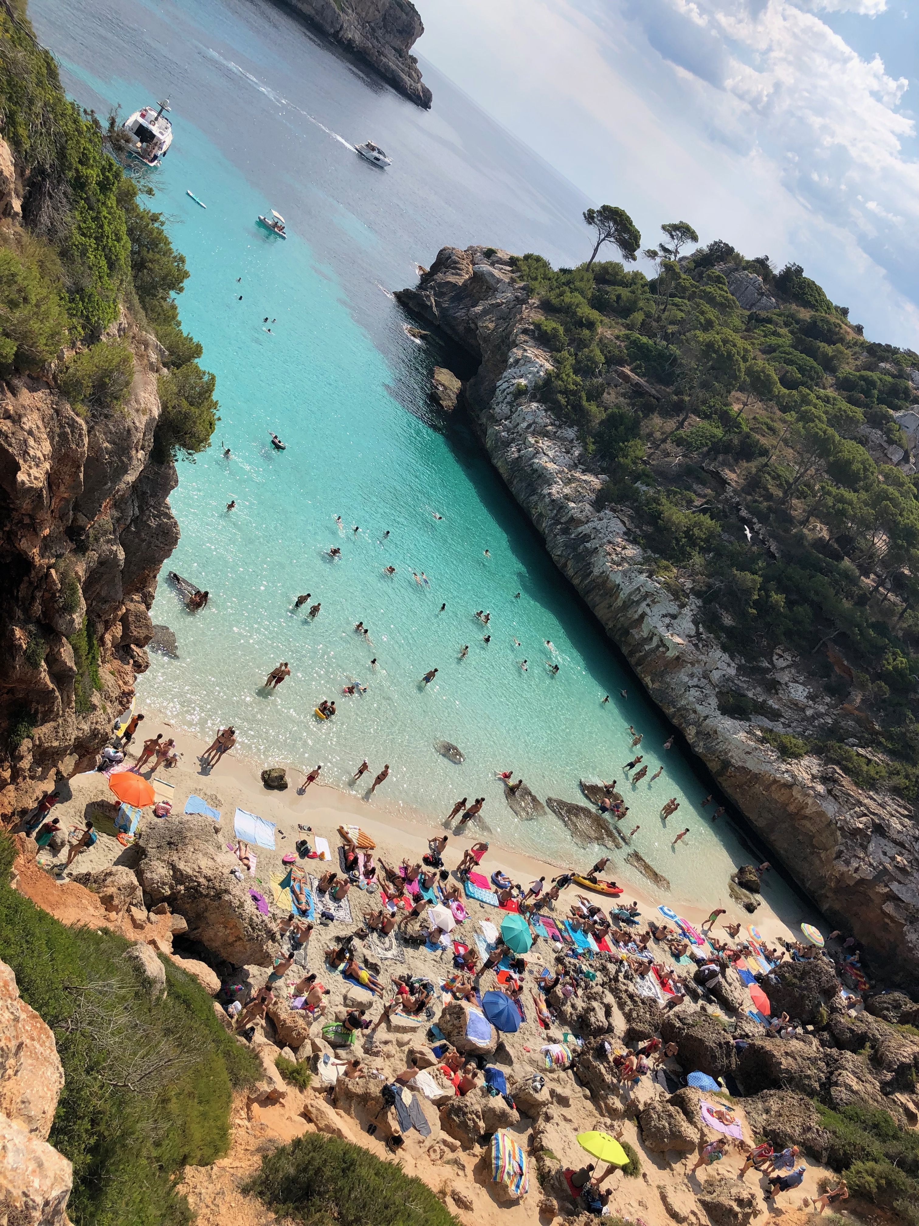 calo des moro est l une des plus belles criques de majorque mais il calo des moro est l une des plus belles criques de majorque mais il