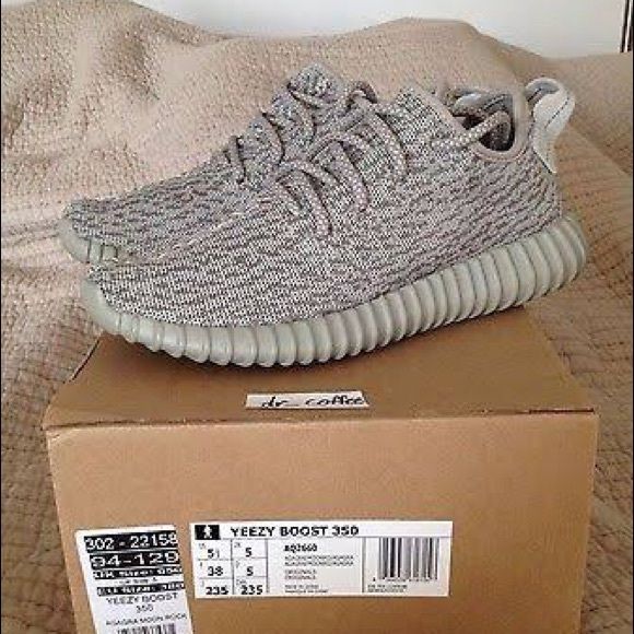 yeezy moonrock box