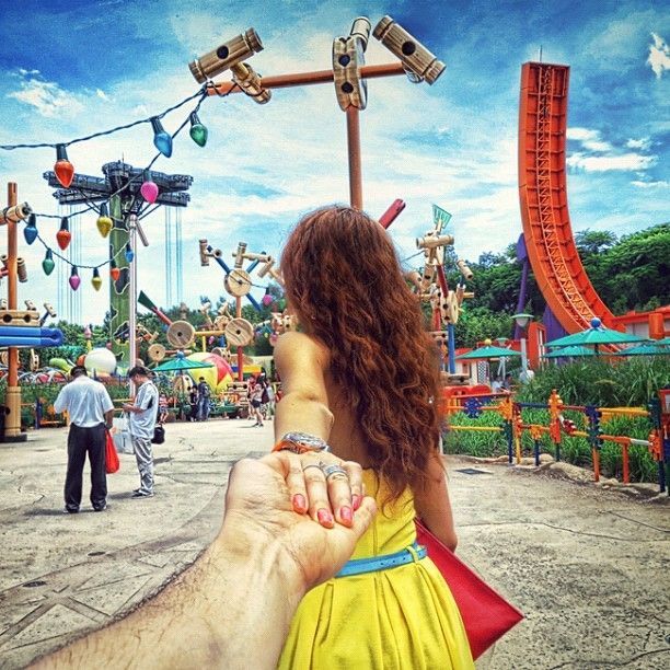 this guy takes breathtaking photos as he follows his girlfriend