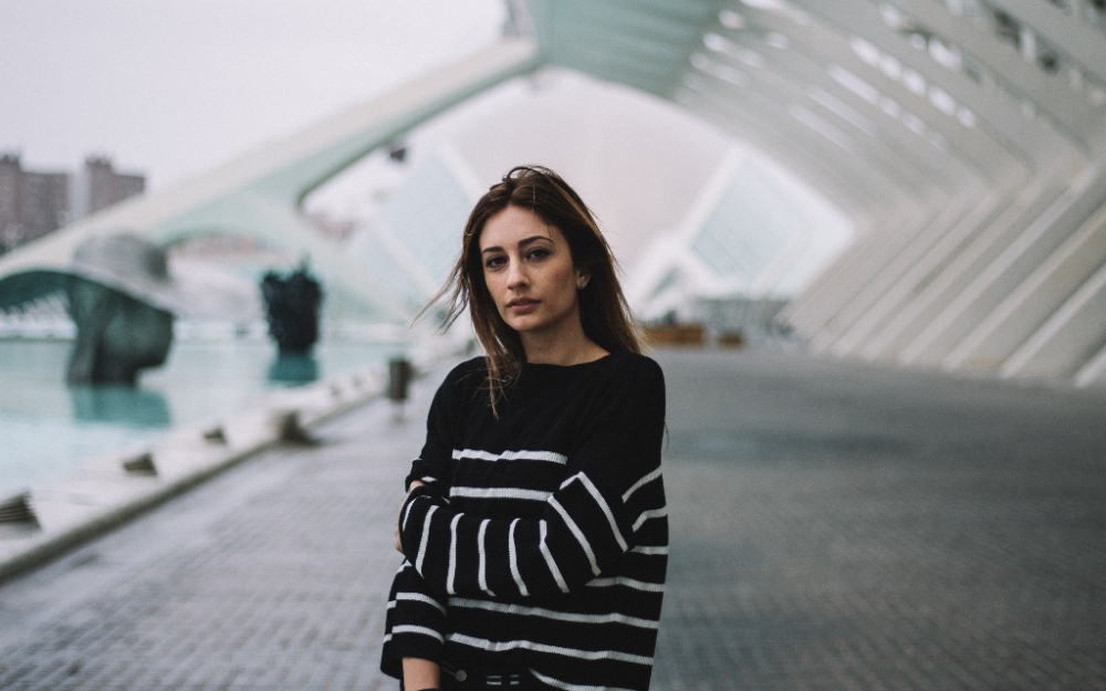 Frau 30 single