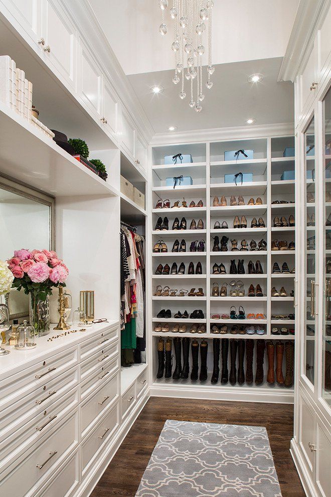 15 Elegant Luxury Walk-In Closet Ideas To Store Your Clothes In That Look Like Boutiques A collection of 15 Elegant Luxury Walk-In Closet Ideas To Store Your Clothes In That Look Like High End Boutiques to get inspiration from... #shoecloset