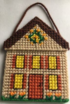 Plastic Canvas Crafts - Homemade by Jade Plastic Canvas Stitches, Plastic Canvas Patterns Free, Plastic Canvas Christmas, Plastic Canvas Crafts, Simple Holiday Gifts, Halloween Ghost Decorations, Cat Quilt, Wreath Bow, Embroidery Patterns