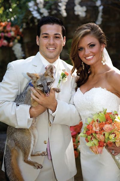 Fun Photo Shoot At The Birmingham Zoo From Signature Style Arden Photography Fun Photo Shoot At The Birmingham Zoo From Signature Style Series In Alabama Weddings Magazine