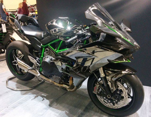 Kawasaki Ninja H2r Over 220 Miles Per Hour Have You Ever Seen