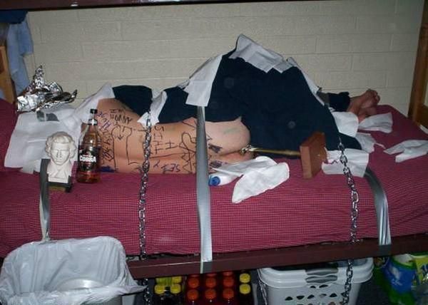 Cum in passed out girl Cum in passed out girl