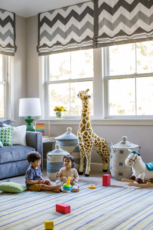 The Benefits of Teaching Children a Second Language at a Young Age - Decorology Chess Basics, Boys Room Design, Moroccan Wedding Blanket, Healthy Babies, Baby Health, Activities To Do, New Parents, Boy's Room, Fun Workouts