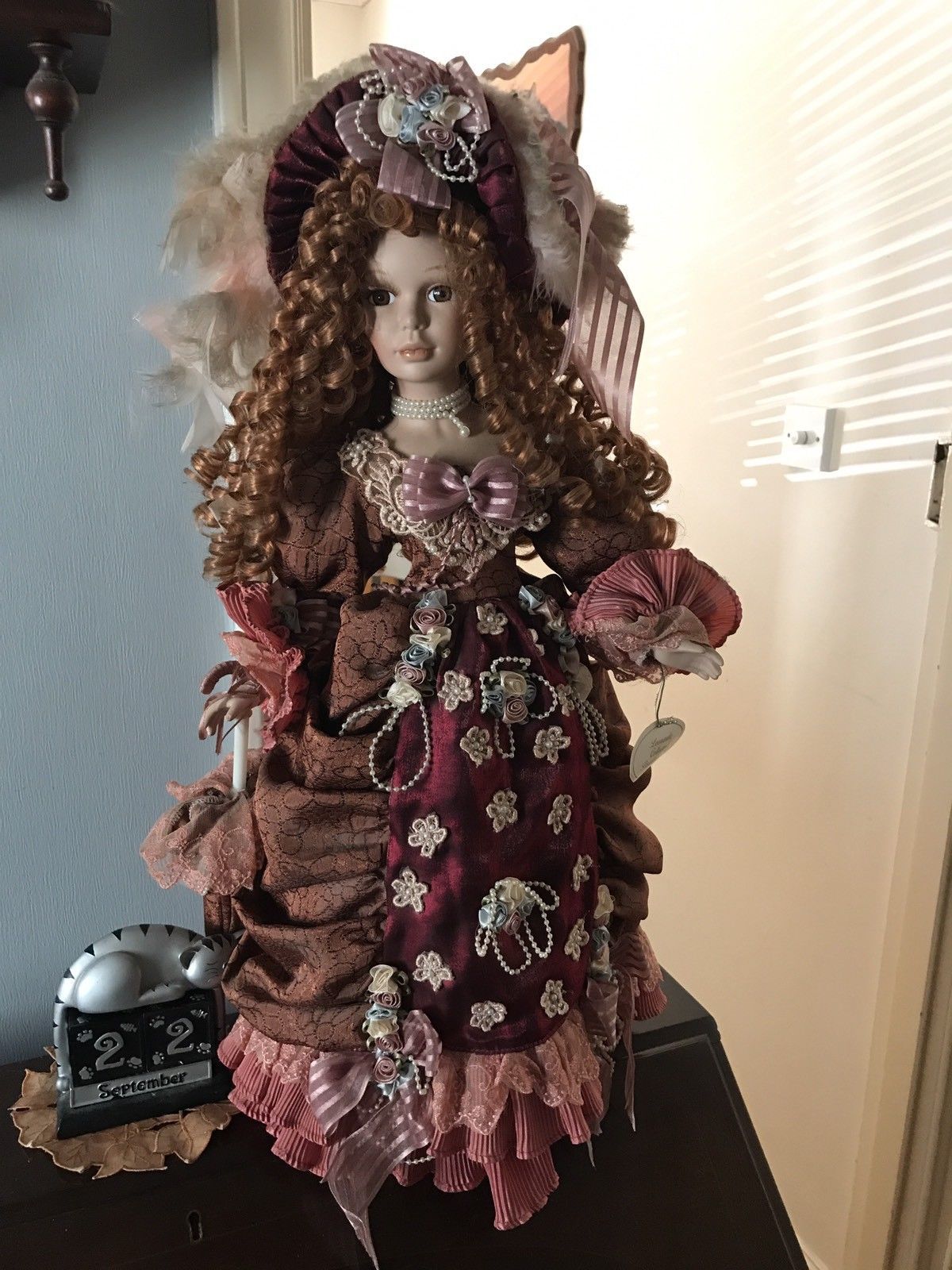 LEONARDO Porcelain Dolls EUR 11 30 In Good Condition 112751216886 LEONARDO Porcelain Dolls EUR 11 30 In Good Condition 112751216886