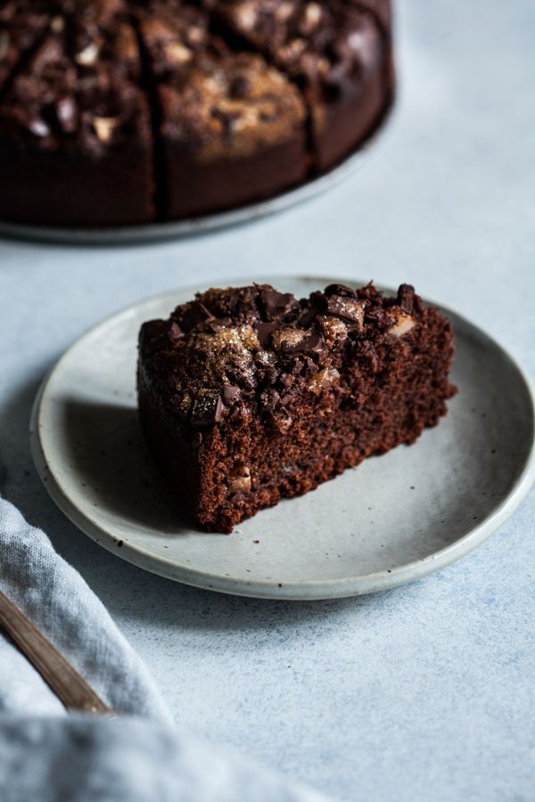 Vegan Dark Chocolate Pear Cake Vegan Dark Chocolate Pear Cake