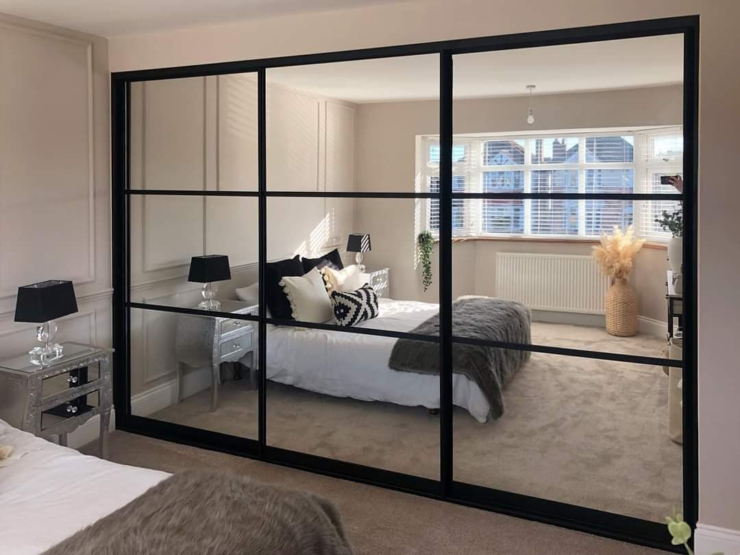 Sliderobes on Instagram: “Stylish Simplicity Simple lines, and ordered to how you live your life. For those who want to feel different on the inside. Courtesy of…” Wardrobe Interior Design, Bedroom Furniture Design, Home Decor Bedroom, Bedroom Interior, Fitted Wardrobes Bedroom, Bedroom Built In Wardrobe, Fitted Wardrobe Doors, Fitted Sliding Wardrobes, Modern Wardrobe