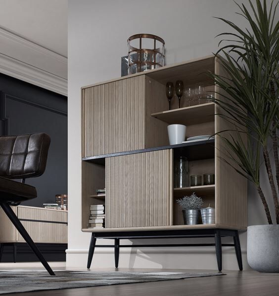 Bokhylle modell hendrix stol modell lola. www.mirame.no #bokhylle ...