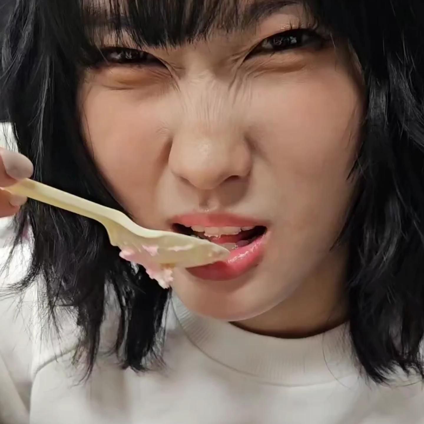 Twice Hirai Momo En 2024 twice-hirai-momo-en-2024
