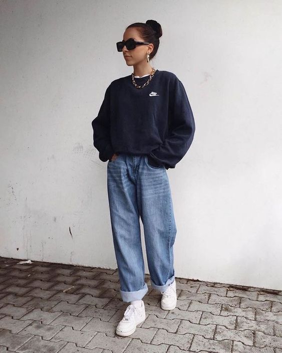 Tendances mode 2021 : comment porter le jean baggy Tendances mode 2021 : comment porter le jean baggy