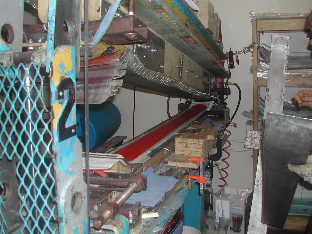 Ski Tuning Table With Ski With Edge Up Skiing Vises Bike Room