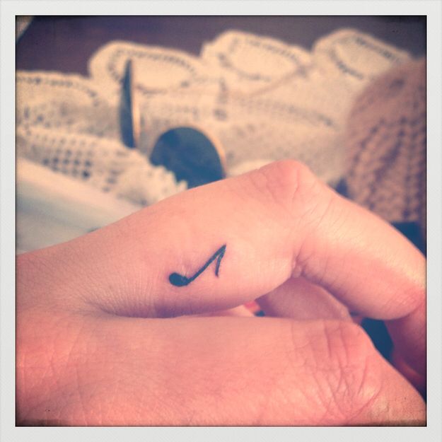 Music note finger tattoo | Tasteful tattoos, Small girl ...