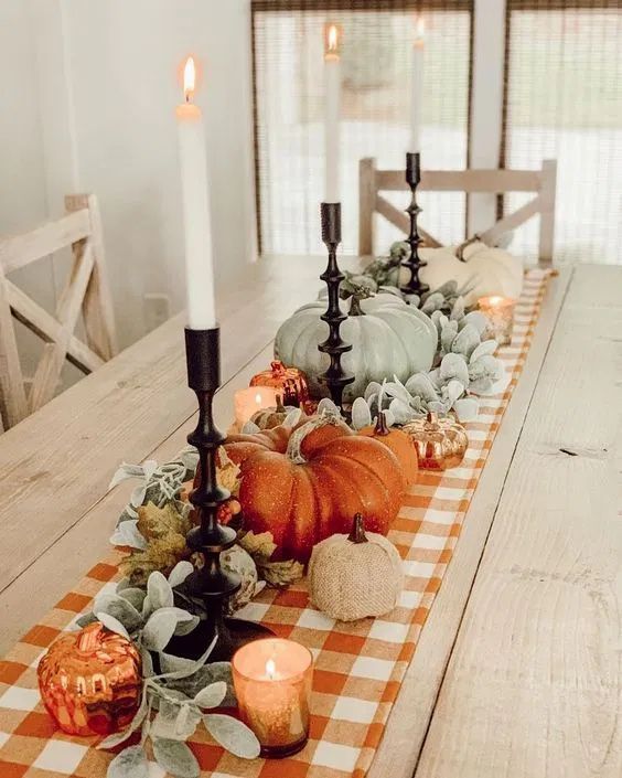 I'm looking forward to Fall and can't wait to decorate my home for my favorite season so I'm sharing my favorite fall decor and interior inspiration. #falldecor #interiorinspiration Fall Thanksgiving Decor, Fall Halloween Decor, Fall Holidays, Decorating For Thanksgiving, Thanksgiving Table Settings, Thanksgiving 2020, Fall Table Settings, Halloween Decorations, Outside Fall Decorations