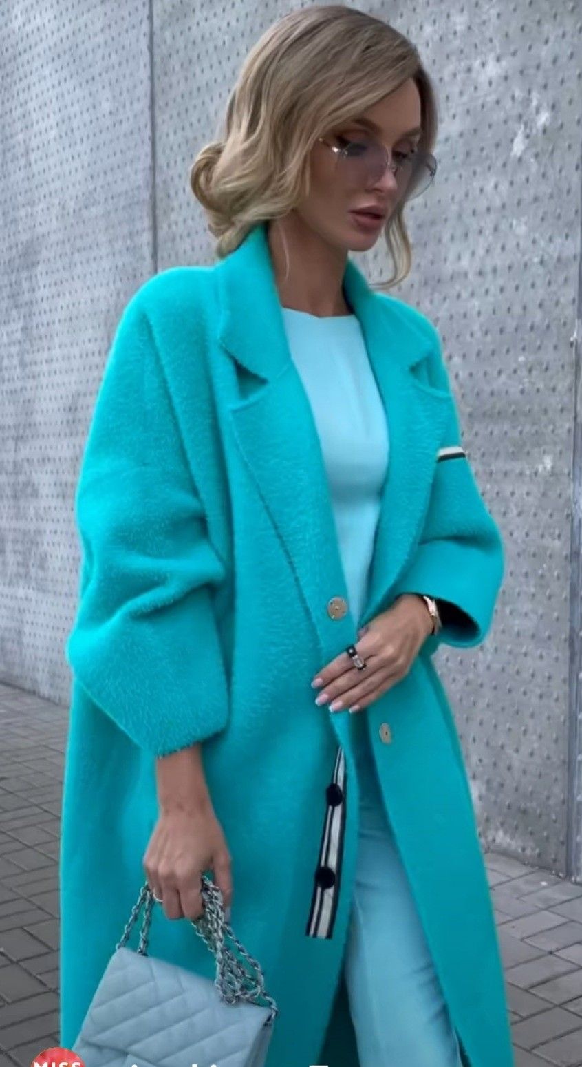 Pin by ΠΠ°ΡΠ°Π»ΠΈΡ on ΠΠ°Π»ΡΡΠΎ Winter fashion outfits, Fashion outfits