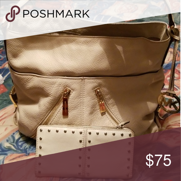 Best Place To Sell Michael Kors Purses Wholesale