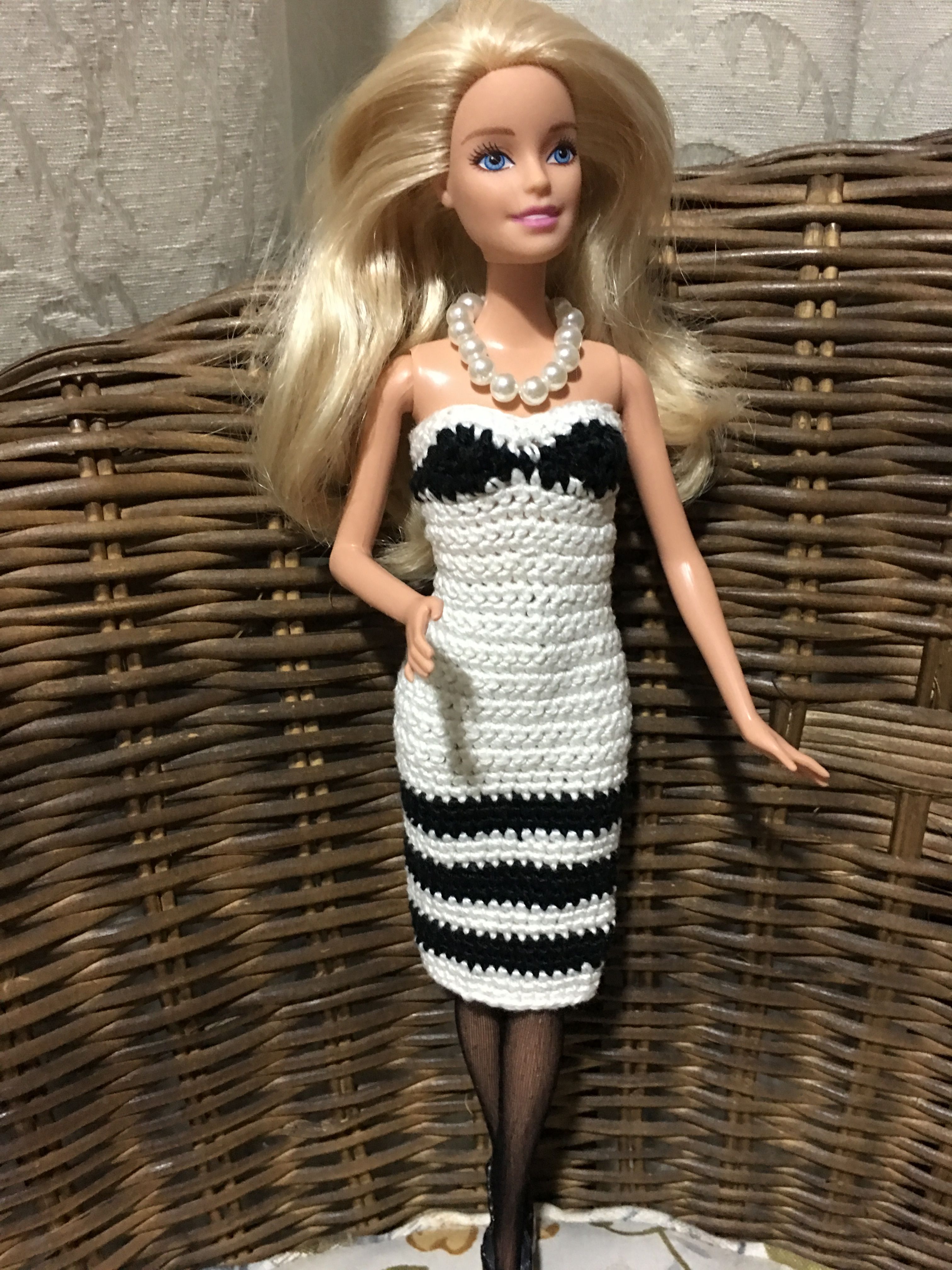 Pin by Nana on Barbie Crochet inspiration: | Crochet barbie clothes