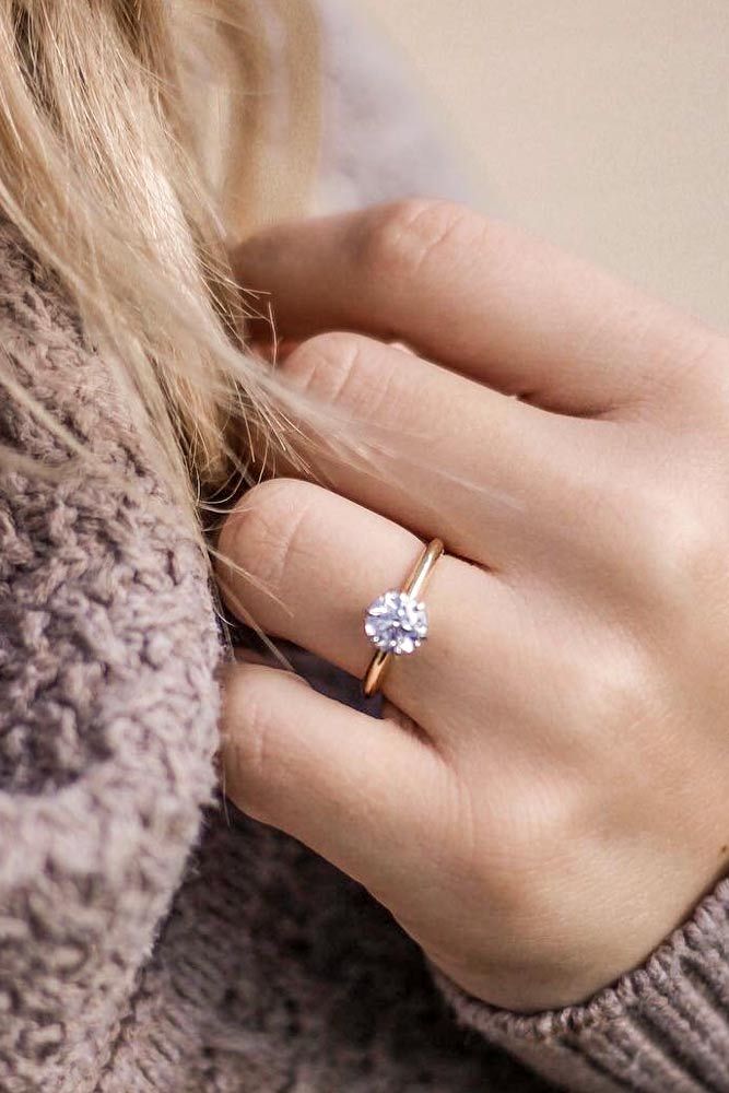 Rosa Del Amor' Natural Rose Gold Engagement Ring