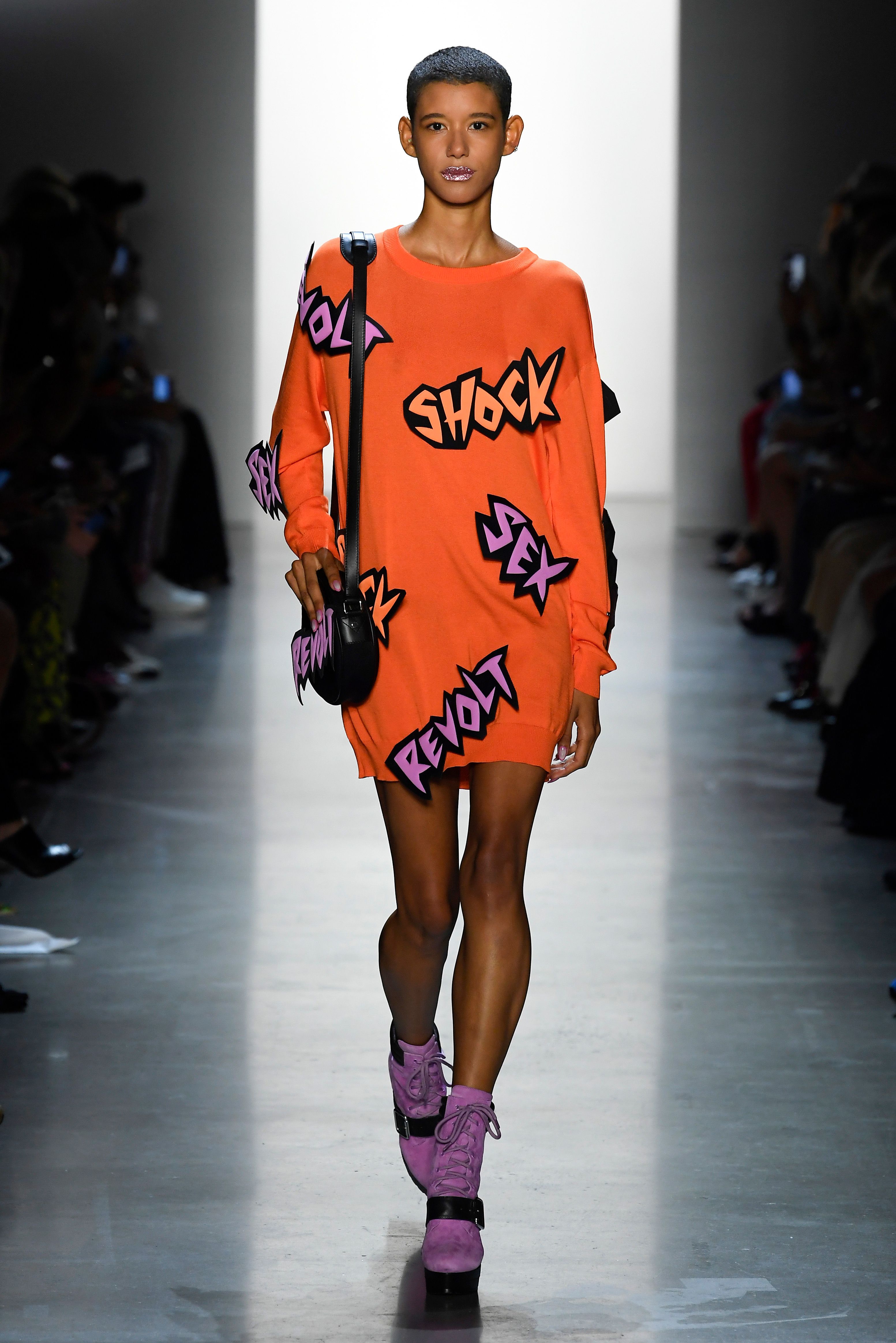 Look Newsfirst at prabal gurung for mac new photo Look Newsfirst at prabal gurung for mac rare photo