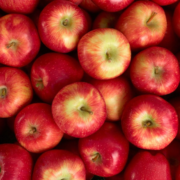 Foods For Heart Health Red Apples foods-for-heart-health-red-apples