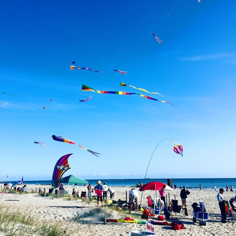 Carolina Kite Festival in Atlantic Beach | Atlantic beach, Beach, Kite festival