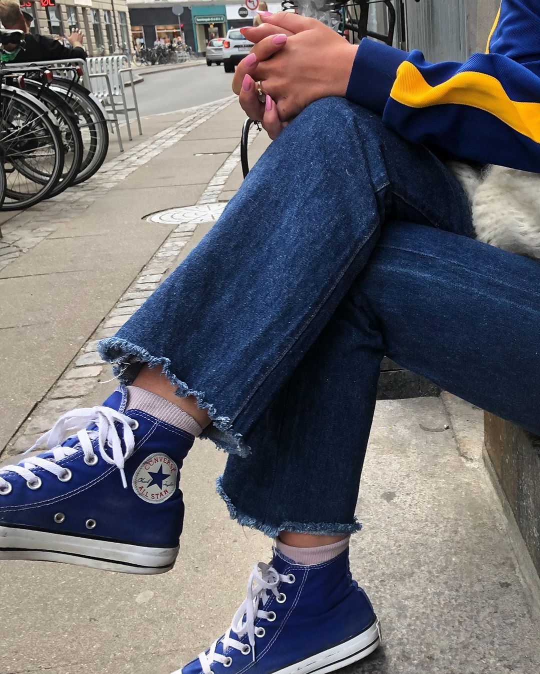 Luna Roberta🐬🐬🐬🐬🐬🐬🐬🐬🐬🐬🐬🐬 on Instagram: “🧜♀️” | Converse shoes high top, Outfits with converse, Clothes
