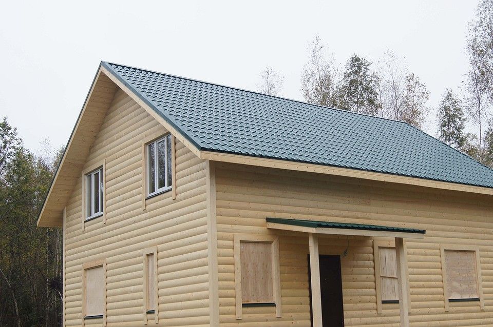 Каркасные дома: плюсы и минусы технологии, отзывы экспертов Awning, Garage Doors, Outdoor Decor, Home Decor, Decoration Home, Room Decor, Home Interior Design, Carriage Doors, Home Decoration