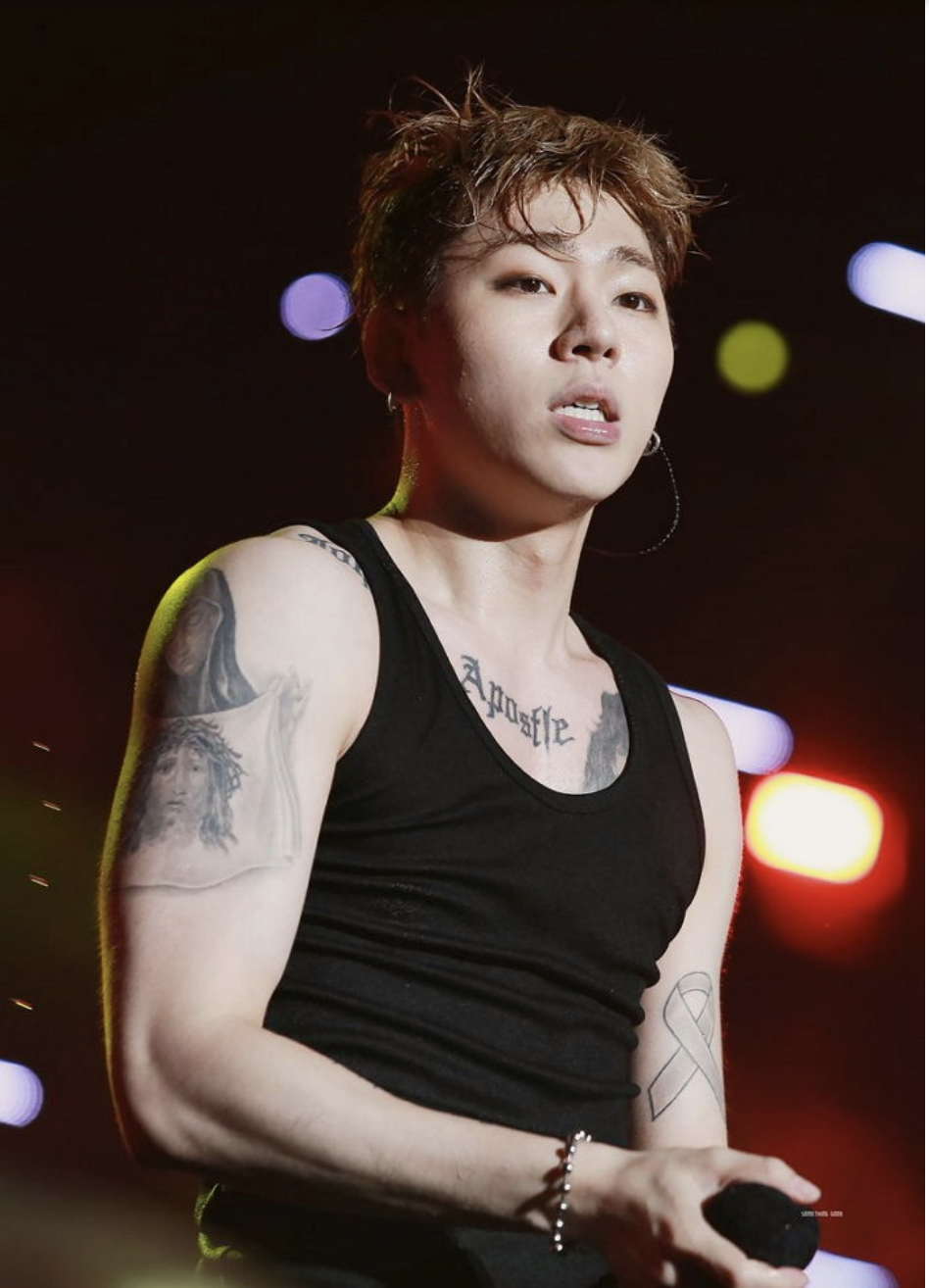 Zico shows the results of his bulk up + drives fans crazy with his new