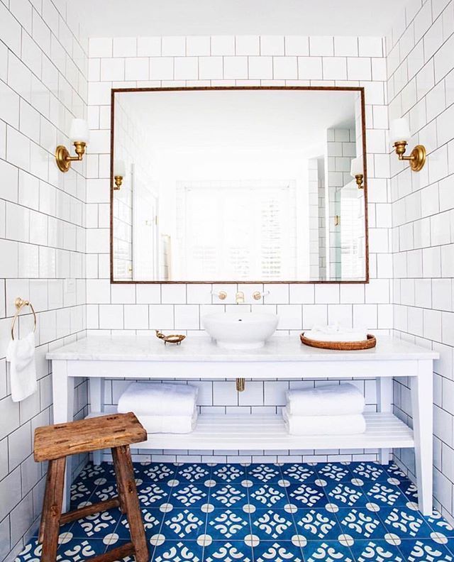 Blue And White Bathroom Tile Floor Walls Vanity Blue And White Bathroom Tile Floor Walls Vanity Br