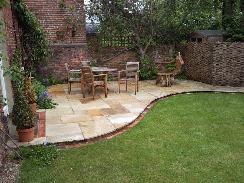 Curved patio | Patio, Curved patio, Outdoor spaces Curved patio | Patio, Curved patio, Outdoor spaces on Curved Patio Ideas id=91867
