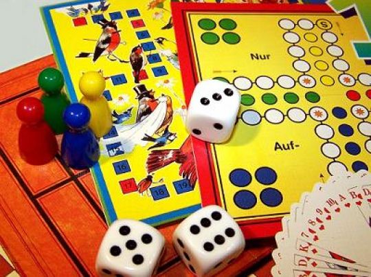 Spielen. Spielen.
