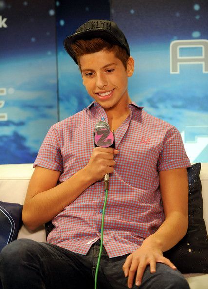 matt hunter photos photos backstage z100 jingle matt hunter photos photos backstage z100 jingle