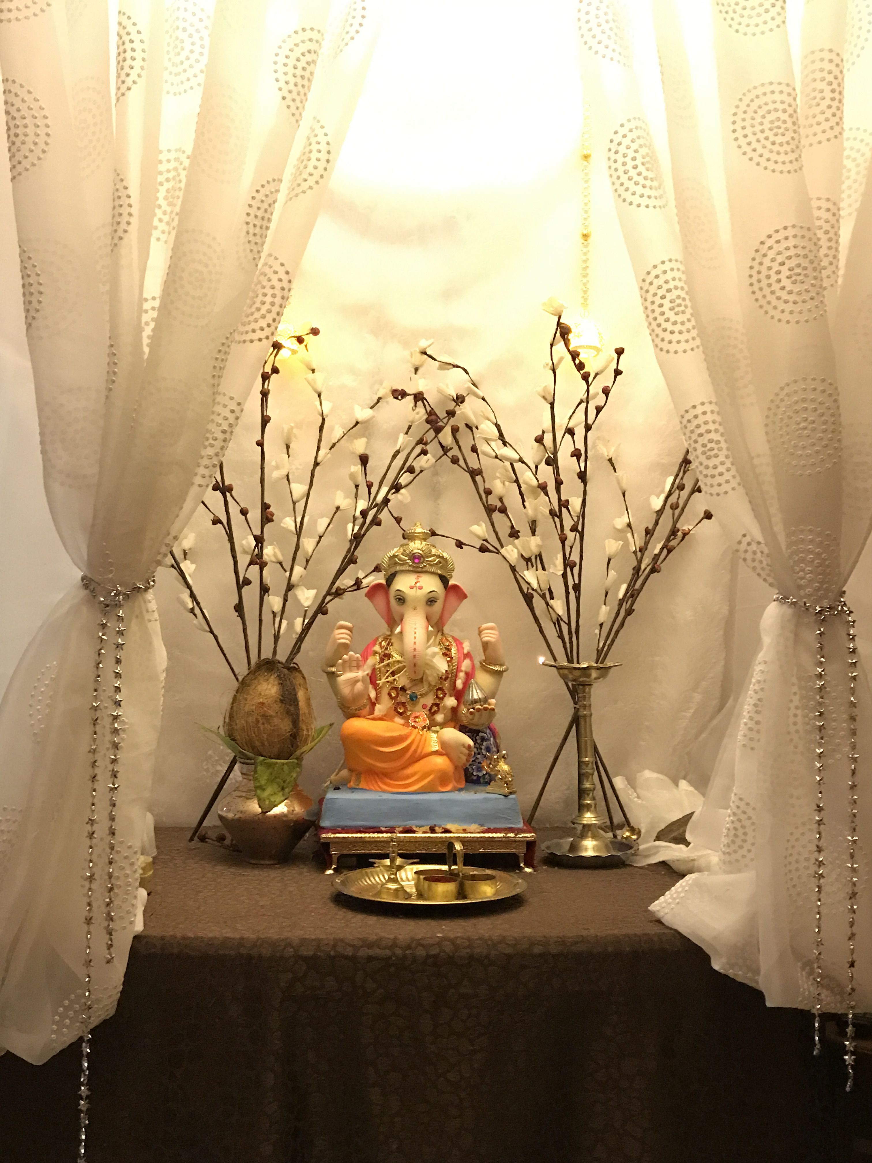 Ganapati Decoration | Ganapati decoration, Ganpati decoration at home