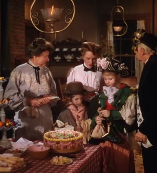 Meet Me In St Louis Halloween Vintage Movies Favorite Movies Classic Hollywood