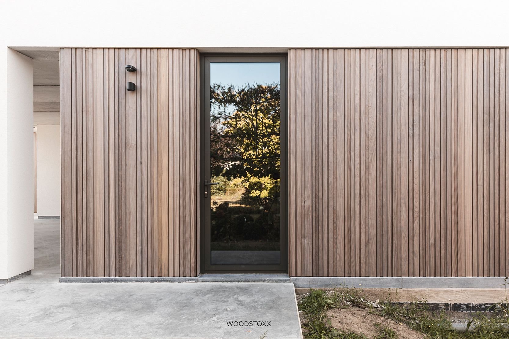 House Cladding, Exterior Cladding, Exterior Wood, House Exterior, Design Entrée, House Design, Showroom Design, Nordic Exterior, Italy House