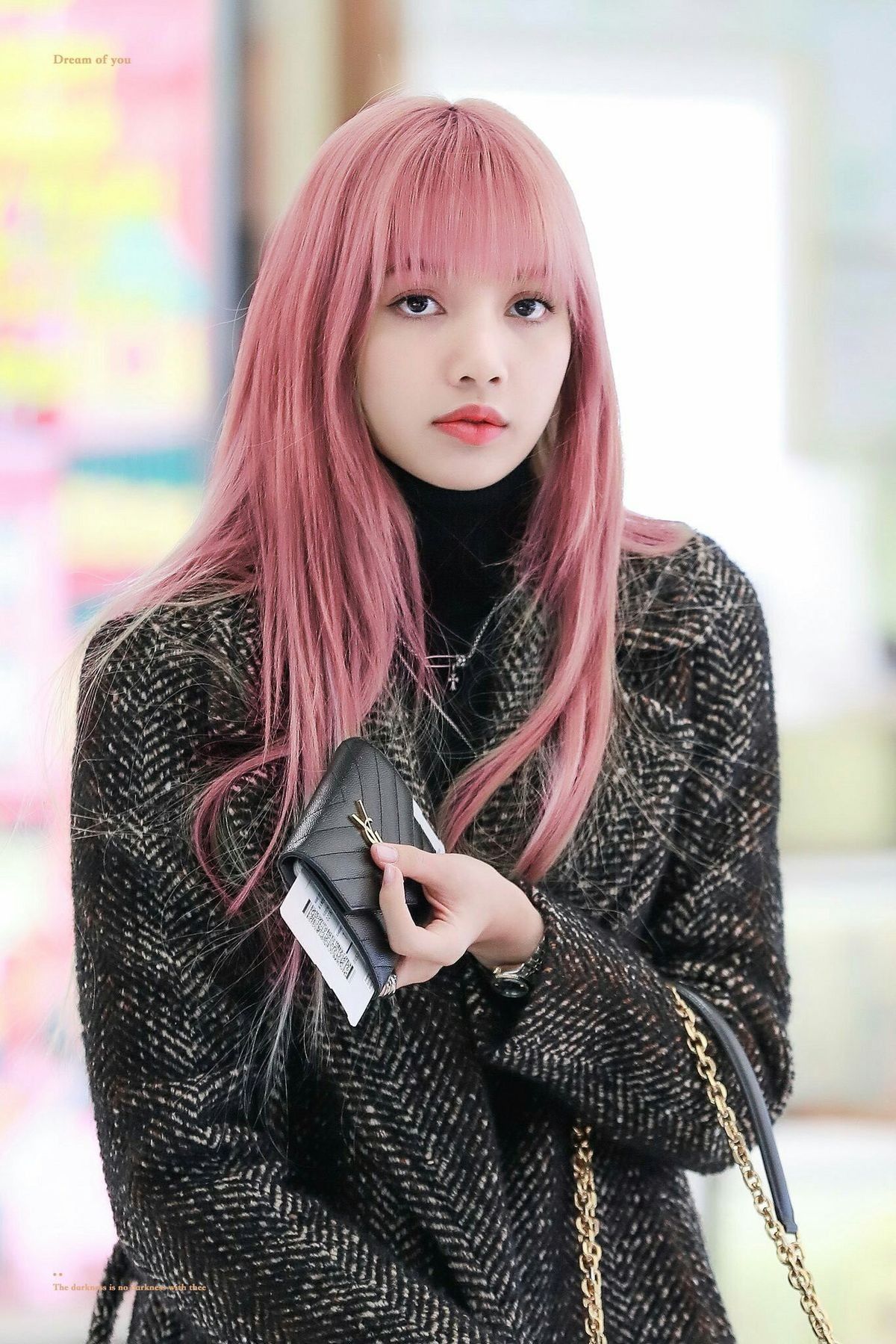 Lisa ️ | Blackpink lisa, Pelo de color, Cabello rosa