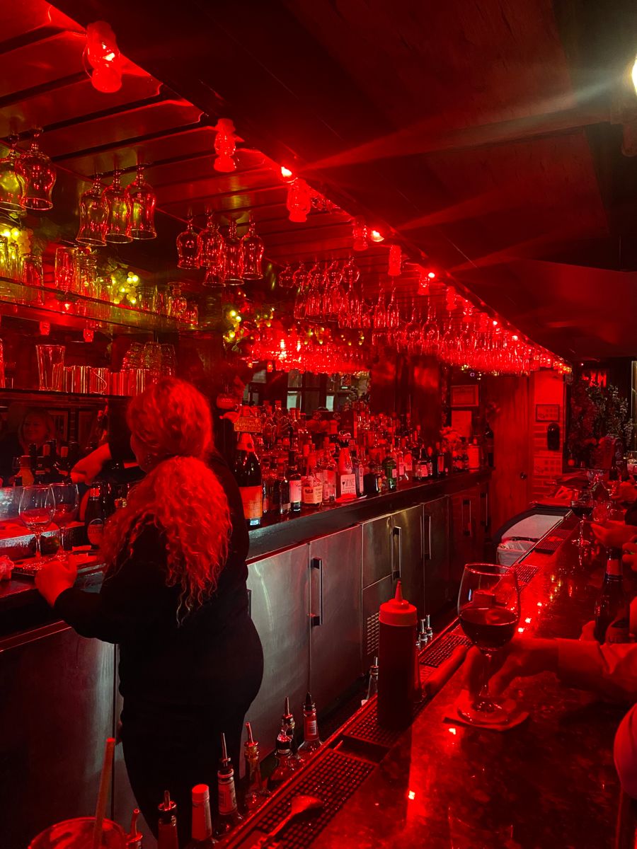 Nightlife At The City Bar With Aesthetic Photography nightlife-at-the-city-bar-with-aesthetic-photography