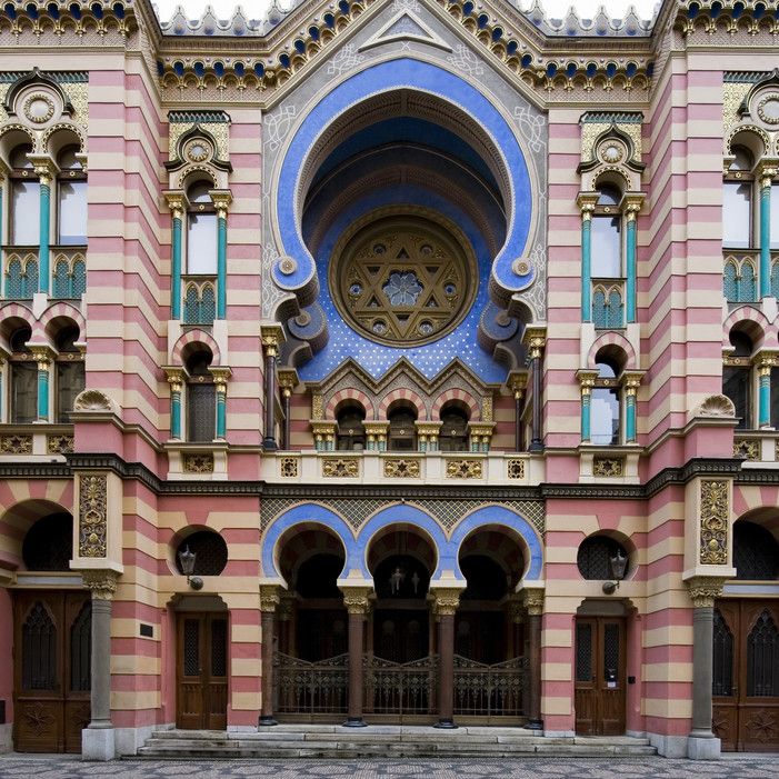 15 Beautiful Synagogues to Visit Around the World