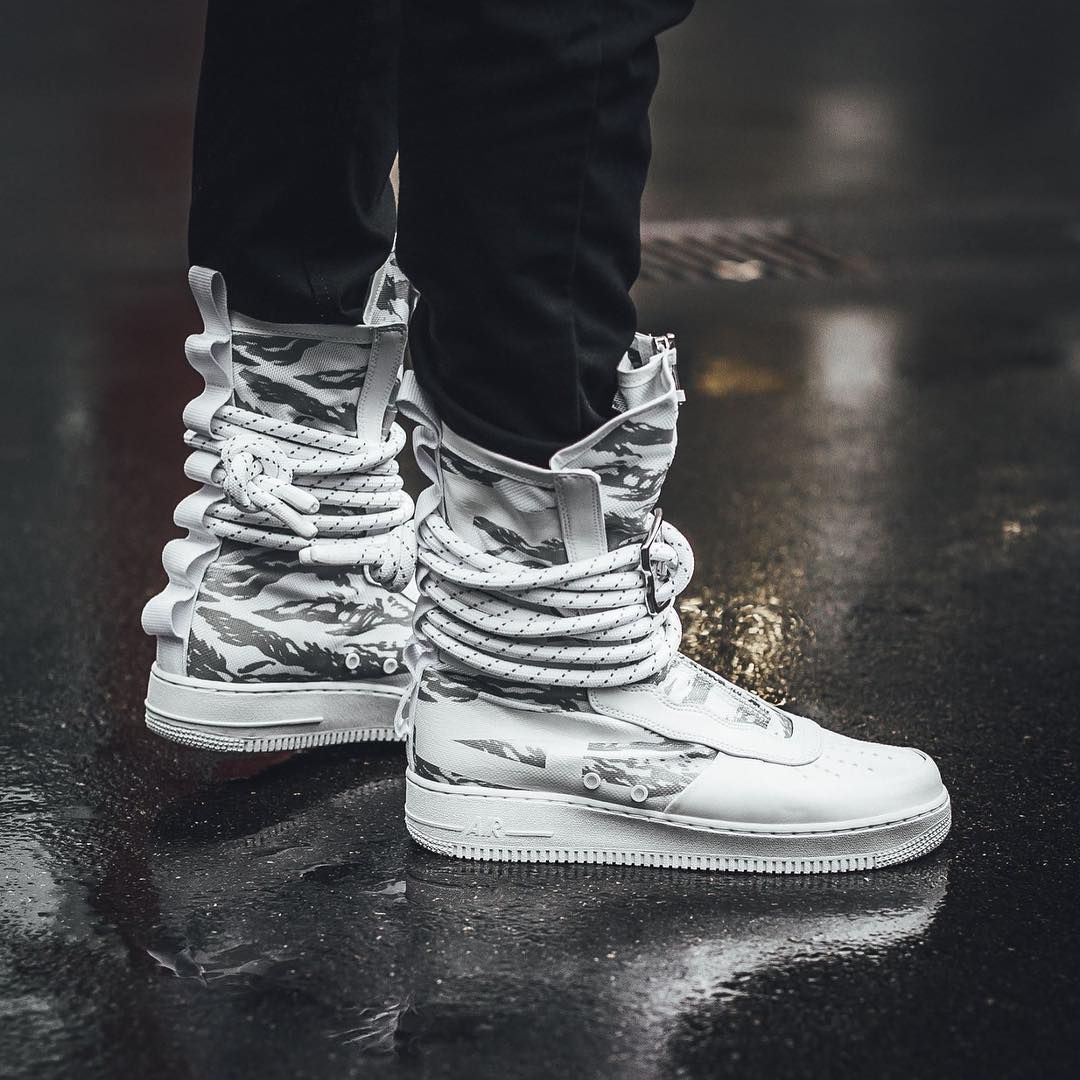 nike sf air force 1 high on feet