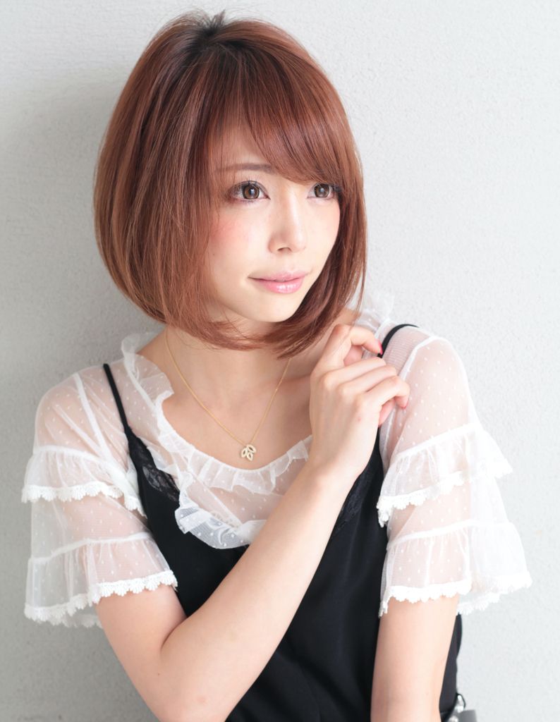 小顔前下がりボブ(TM21) ヘアカタログ・髪型・ヘアスタイルAFLOAT(アフロート)表参道・銀座・名古屋の美容室・美容院