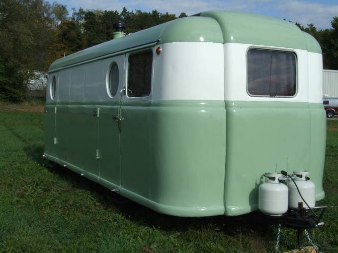 Vintage Trailers for Sale- 1949 Palace Royale (5) Vintage Trailers For Sale, Camper Trailer For Sale, Trailer Diy, Vintage Rv, Vintage Campers Trailers, Vintage Airstream, Vintage Caravans, Vintage Camping, Diy Camper