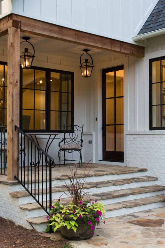 30 House Siding Ideas That Will Get You Ready for Spring Farmhouse Front Porches, Rustic Farmhouse, Farmhouse Shutters, Rustic Shutters, Diy Shutters, Black Windows Exterior, Farmhouse Design, Farmhouse Living, Home Exterior Design