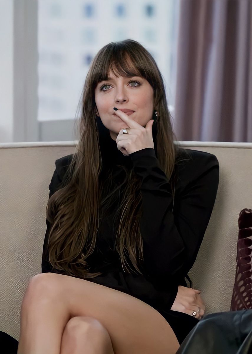 Dakota Johnson Bangs Dakota Johnson Style Dakota Mayi Johnson Hair Inspo Hair Inspiration