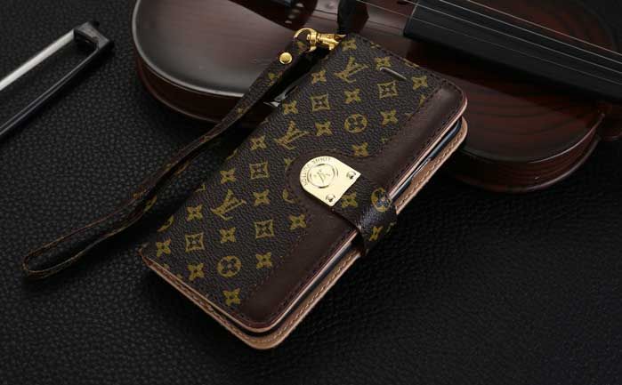 Louis Vuitton iPhone 7 Plus Wirstlet Case Big Monogram | iPhone 7 Plus Case | ルイヴィトン iphoneケース ...