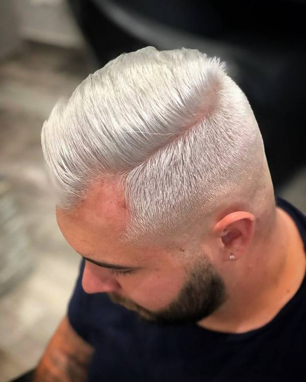 31 Grey And Silver Hairstyles That Can Transform Your Look Silver Hair Short Hair Styles Pixie Silver Grey Hair