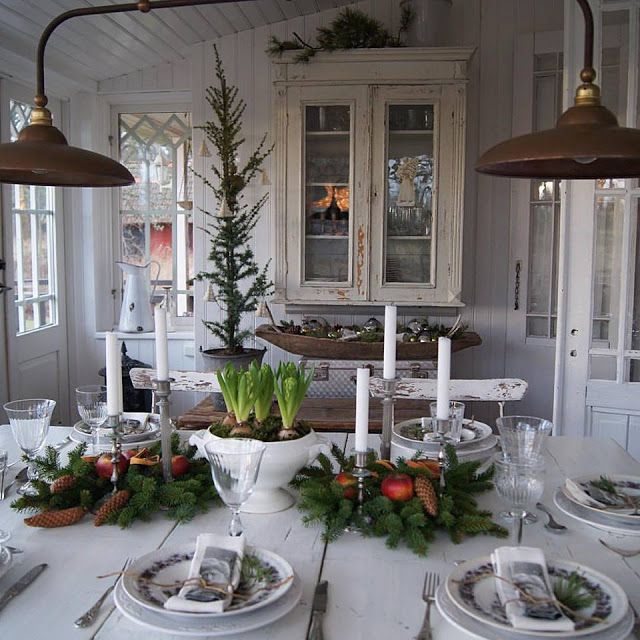 God Jul önskar vi i Norregård.....:)) (Lantliv i Norregård) Swedish Christmas, Natural Christmas, Scandinavian Christmas, Rustic Christmas, Farmhouse Christmas, All Things Christmas, Winter Christmas, Vintage Christmas, Christmas Dining