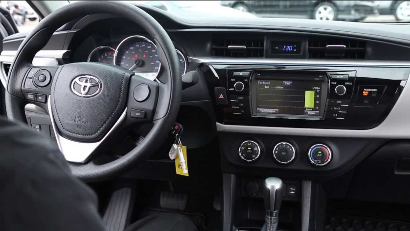 2018 Toyota Corolla Interior Style Design | Vehicle Rumors ... 2018 Toyota Corolla Interior Style Design