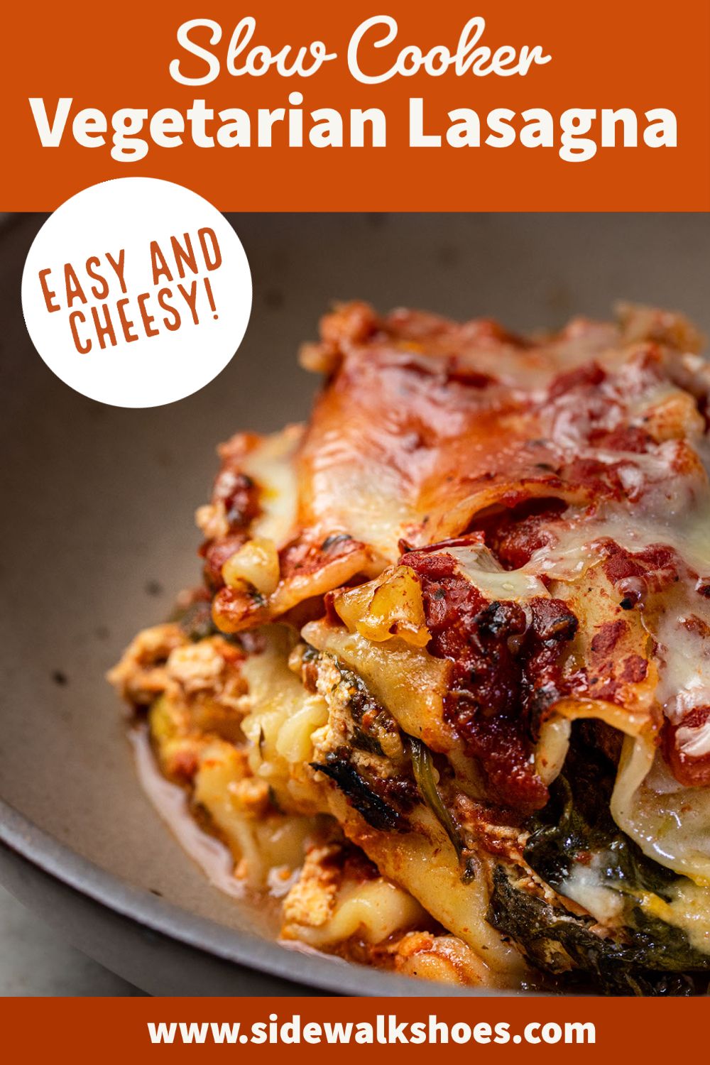 This Slow Cooker Vegetarian Lasagna is your answer to "what's for dinner tonight?' This meatless crockpot recipe is a family favorite and kid friendly! With all the cheesy goodness, they won't mind the spinach, mushrooms and zucchini! Perfect for Meatless Mondays! Slow Cooker Lasagna Vegetarian, Vegetarian Crockpot, Slow Cooker Recipes Healthy, Crockpot Recipes Easy, Meat Recipes, Vegetarian Recipes, Mondays, Dinner Tonight, Kid Friendly