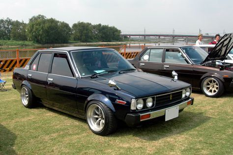 toyota corolla ke70 with overfenders and watanabe's | Corolla ke70